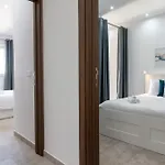 Sandstone 17 *