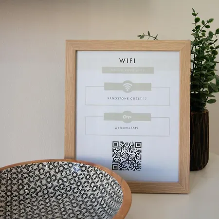 公寓 Sandstone 17 *