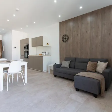 Sandstone 17 * Marsaskala