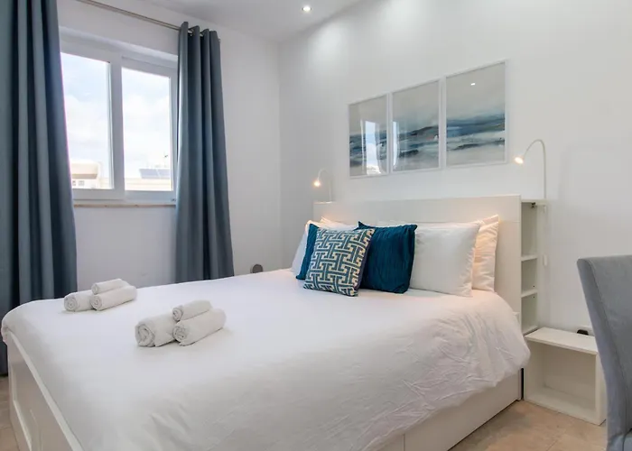 Sandstone 17 * Marsaskala