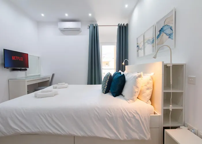 Sandstone 17 * Marsaskala